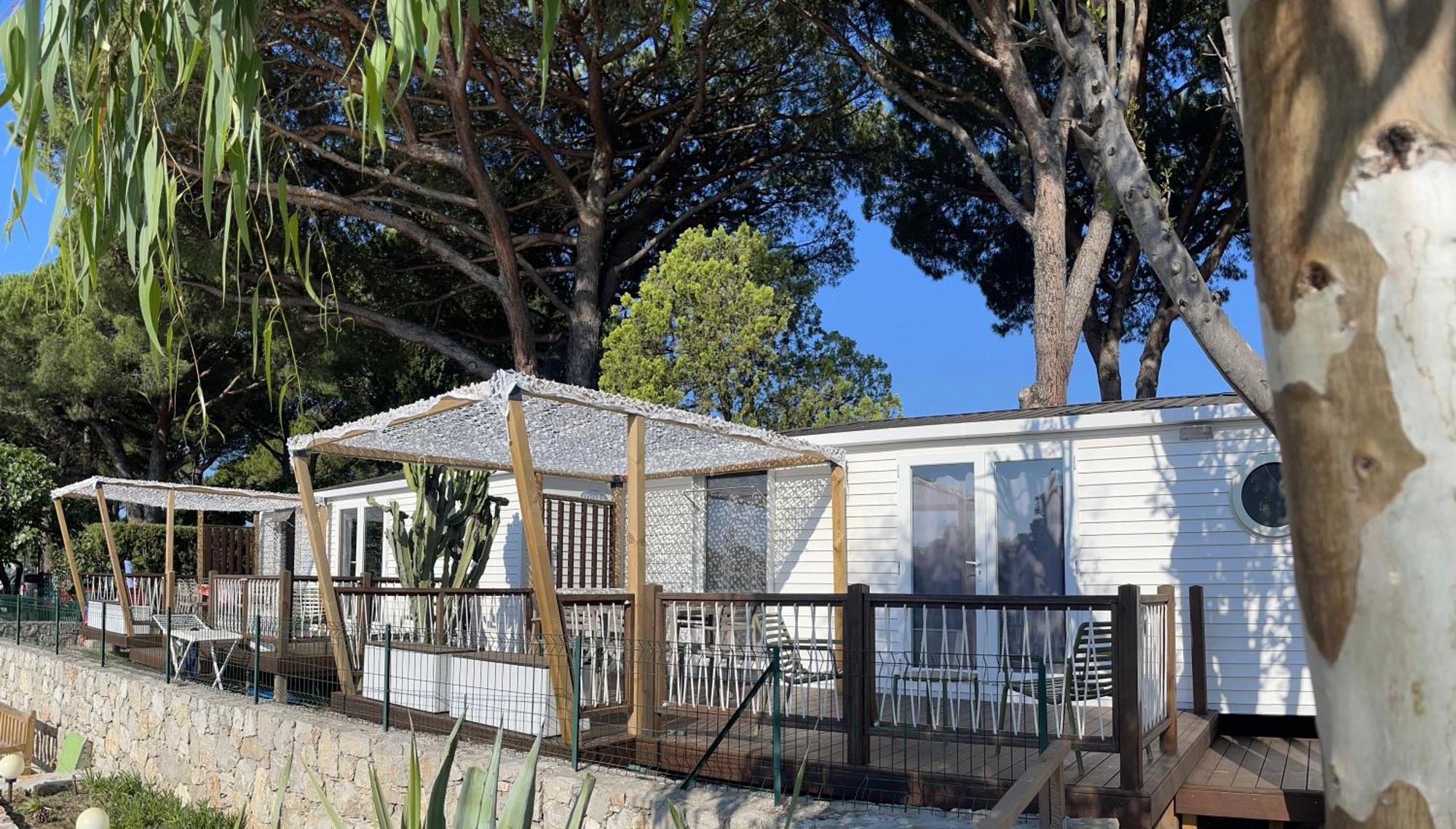 Camping Les Cigales Hotell Mandelieu Eksteriør bilde