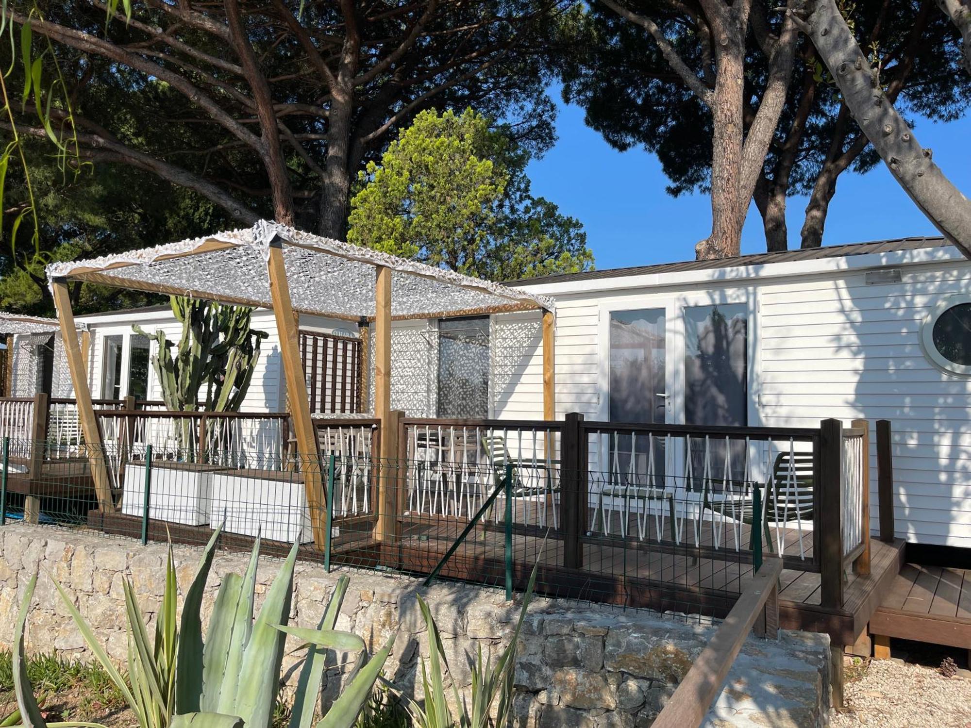 Camping Les Cigales Hotell Mandelieu Eksteriør bilde