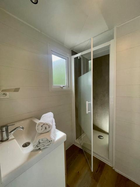 Camping Les Cigales Hotell Mandelieu Eksteriør bilde